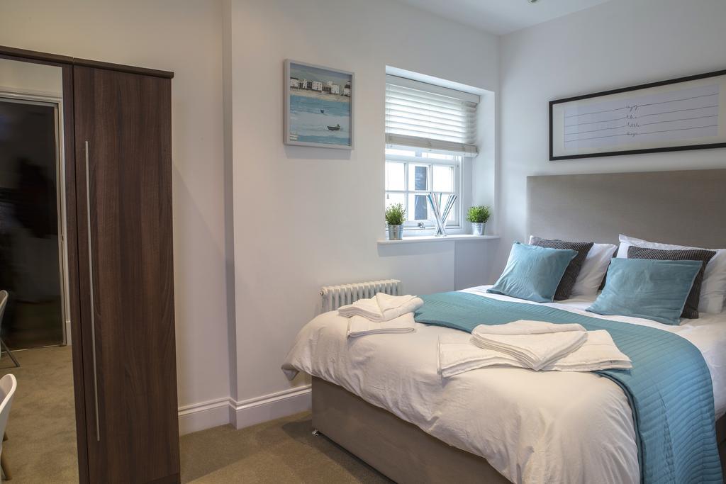 Finchley Central Luxury 3 Bed Triplex Loft Style Apartment Гендон Екстер'єр фото